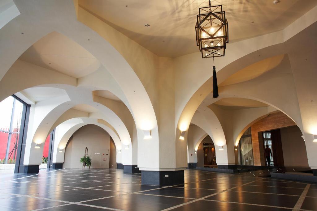 South Garden Hotels And Resorts Taoyuan Exterior photo
