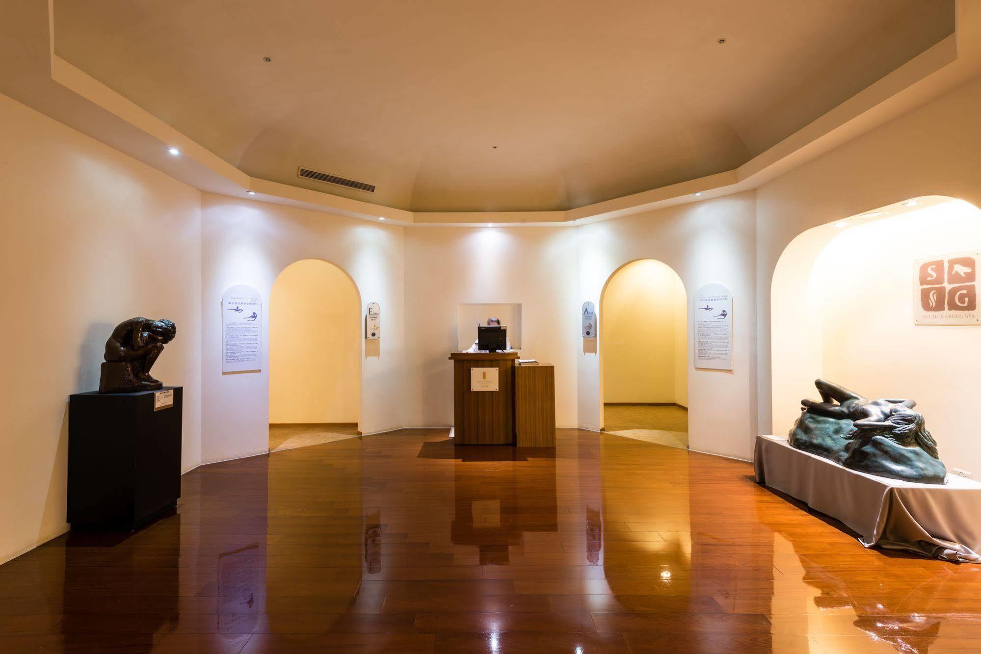 South Garden Hotels And Resorts Taoyuan Exterior photo