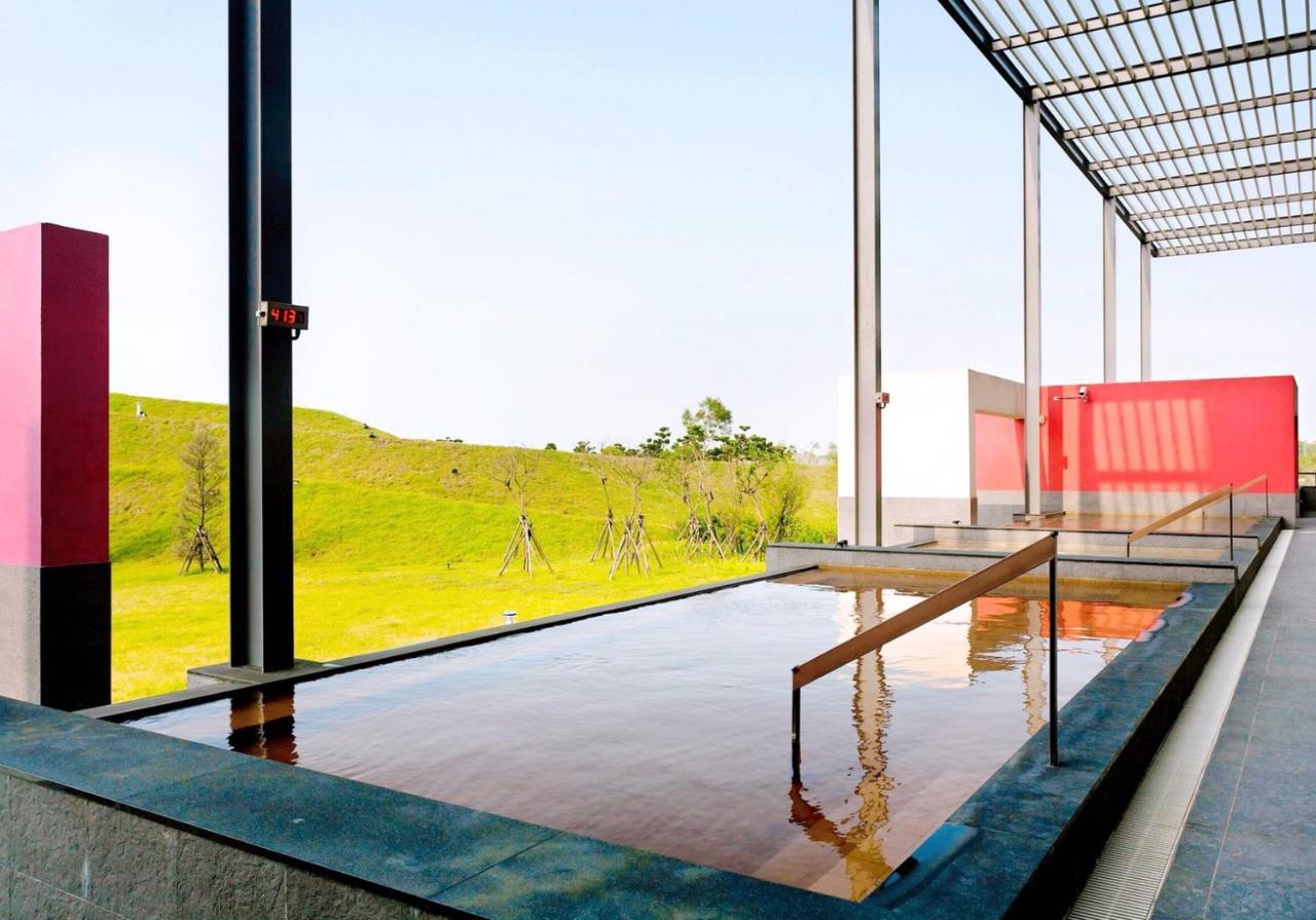 South Garden Hotels And Resorts Taoyuan Exterior photo